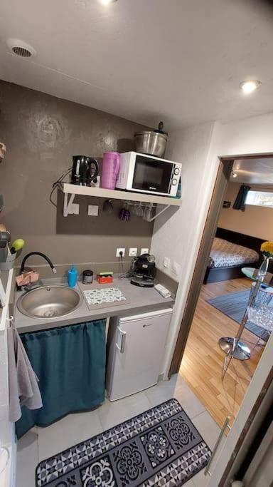 Studio Cosy Proche De Rennes Montreuil-le-Gast エクステリア 写真